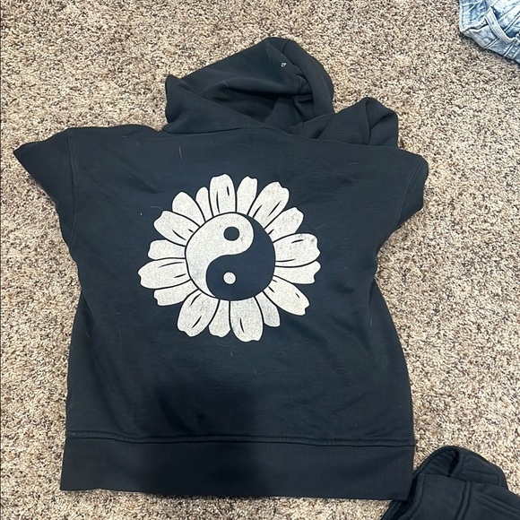 Kids Black Hoodie and Sweatpants Set - Picture 3 of 6